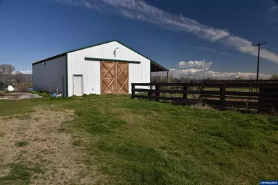 68499 Kunze Ln, Boardman, OR 97818 - Photo 10