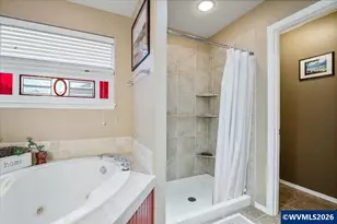 903 Eisenhower Dr NW, Salem, OR 97304 - Photo 22