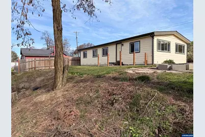 305 N Broad St, Weston, OR 97886 - Photo 22