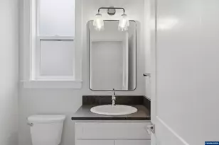 240 North Ave, Brownsville, OR 97327 - Photo 8