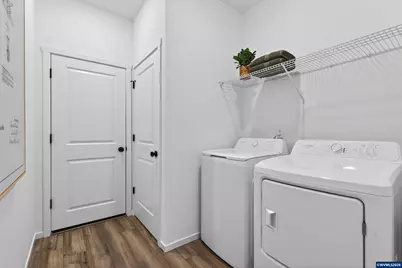 1065 Clemson St, Woodburn, OR 97071 - Photo 6