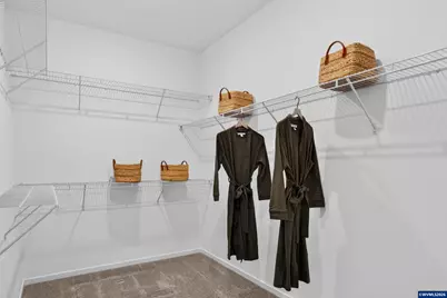 1065 Clemson St, Woodburn, OR 97071 - Photo 20