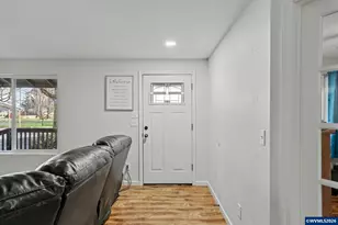 38979 Sodaville Waterloo Dr, Lebanon, OR 97355 - Photo 8