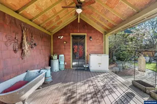 1757 Chemeketa St NE, Salem, OR 97301 - Photo 38