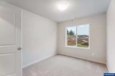 736 Merriott Ln, Woodburn, OR 97071 - Photo 16