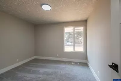 4637 Adobe St SE, Salem, OR 97317 - Photo 32