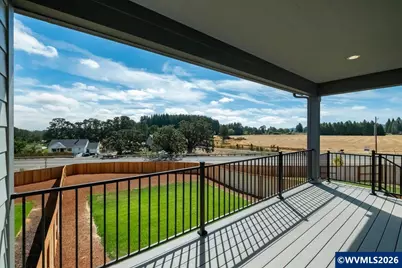 608 NE Kerns Dr, Dallas, OR 97338 - Photo 32