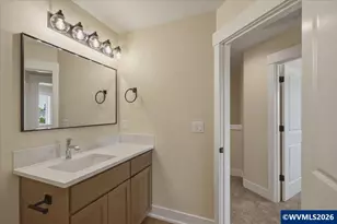 608 NE Kerns Dr, Dallas, OR 97338 - Photo 26