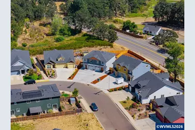 602 NE Kerns Dr, Dallas, OR 97338 - Photo 46