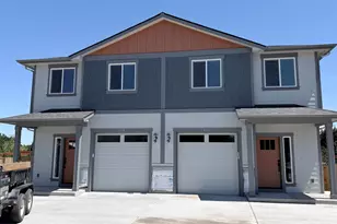 602 NE Kerns Dr, Dallas, OR 97338 - Photo 1