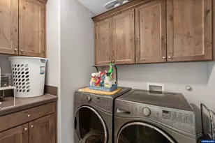 2958 SW Redmond Hill Rd, McMinnville, OR 97128 - Photo 32