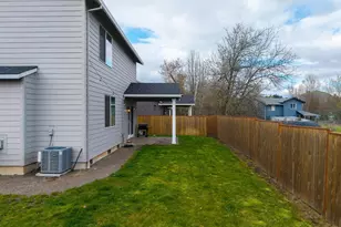 800 River Ave, Brownsville, OR 97327 - Photo 38