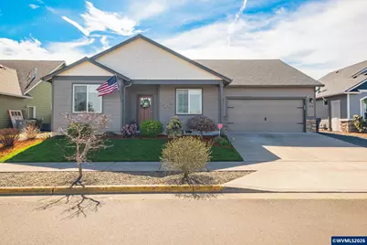 370 W Joy St, Lebanon, OR 97355 - Photo 1