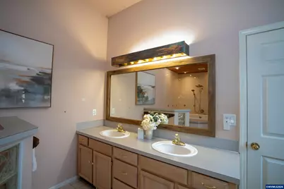 5703 Flairstone Dr SE, Salem, OR 97306 - Photo 32