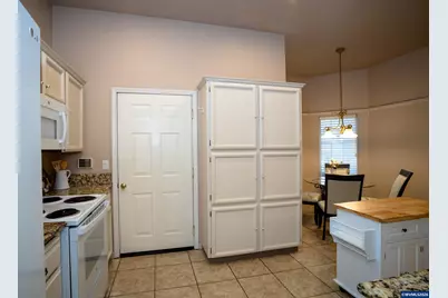 5703 Flairstone Dr SE, Salem, OR 97306 - Photo 18