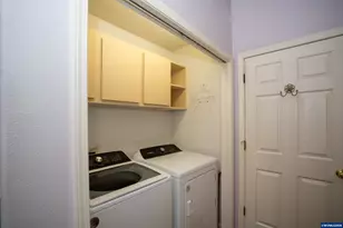 5703 Flairstone Dr SE, Salem, OR 97306 - Photo 40