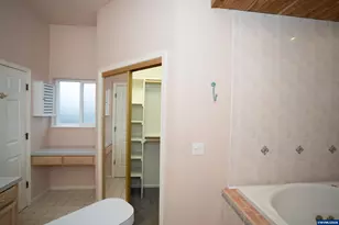 5703 Flairstone Dr SE, Salem, OR 97306 - Photo 34