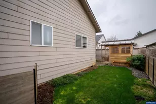 5703 Flairstone Dr SE, Salem, OR 97306 - Photo 6