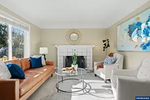 345 23rd St N, Salem, OR 97301 - Photo 8