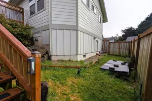 145 NE 71st St, Newport, OR 97365 - Photo 40