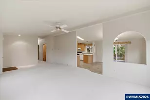 2120 Robins Ln SE, Salem, OR 97306 - Photo 8