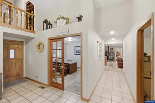 39692 Lacomb Dr, Lebanon, OR 97355 - Photo 16