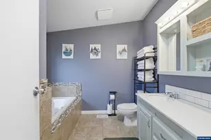 420 Rainwater Ln, Albany, OR 97321 - Photo 22