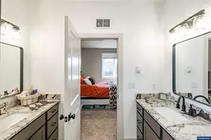 547 W Fourth St, Coquille, OR 97423 - Photo 30