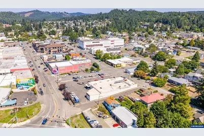 547 W 4th St, Coquille, OR 97423 - Photo 48