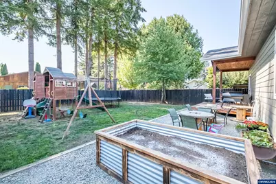 547 W 4th St, Coquille, OR 97423 - Photo 46