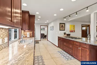 544 Clarmount St NW, Salem, OR 97304 - Photo 12