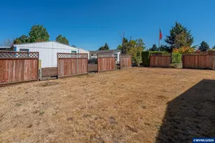 300 SE Lacreole Dr, Dallas, OR 97338 - Photo 4