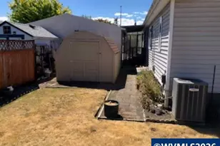 300 SE Lacreole Dr, Dallas, OR 97338 - Photo 2