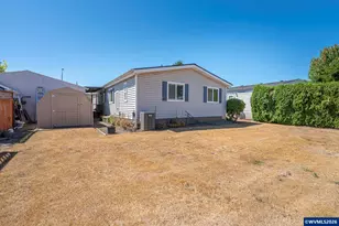 300 SE Lacreole Dr, Dallas, OR 97338 - Photo 6