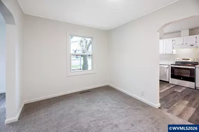 1305 S 2nd St, Lebanon, OR 97355 - Photo 10