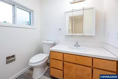 1305 S 2nd St, Lebanon, OR 97355 - Photo 20