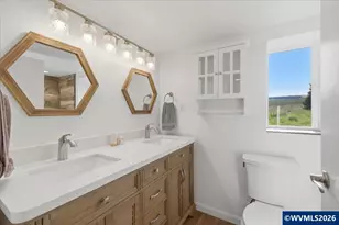 27800 Liberty Rd, Sweet Home, OR 97386 - Photo 36