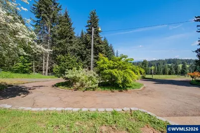 27800 Liberty Rd, Sweet Home, OR 97386 - Photo 4
