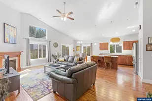 2418 Equestrian Lp S, Salem, OR 97302 - Photo 18