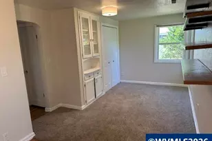 451 E St, Lebanon, OR 97355 - Photo 10
