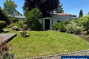 451 E St, Lebanon, OR 97355 - Photo 22