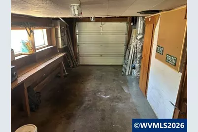 451 E St, Lebanon, OR 97355 - Photo 16