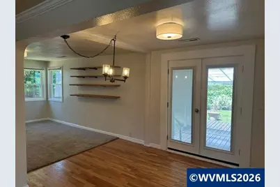 451 E St, Lebanon, OR 97355 - Photo 8