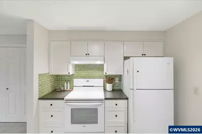 3901 Ash Av SE, Salem, OR 97302 - Photo 12