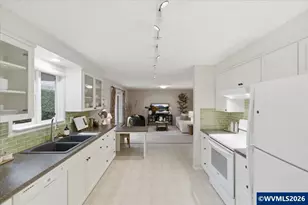 3901 Ash Ave SE, Salem, OR 97302 - Photo 10