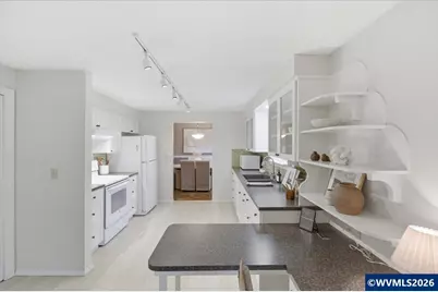 3901 Ash Av SE, Salem, OR 97302 - Photo 14