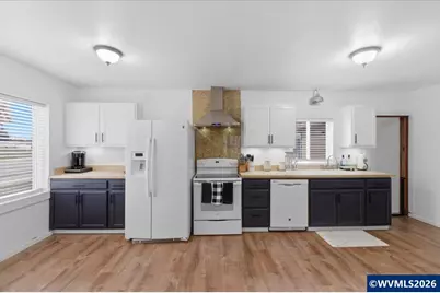 1154 S Second St, Lebanon, OR 97355 - Photo 8