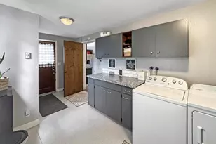 355 24th St SE, Salem, OR 97301 - Photo 10