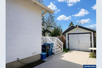 355 24th St SE, Salem, OR 97301 - Photo 22
