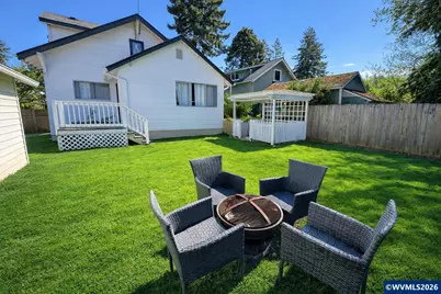 355 24th St SE, Salem, OR 97301 - Photo 22